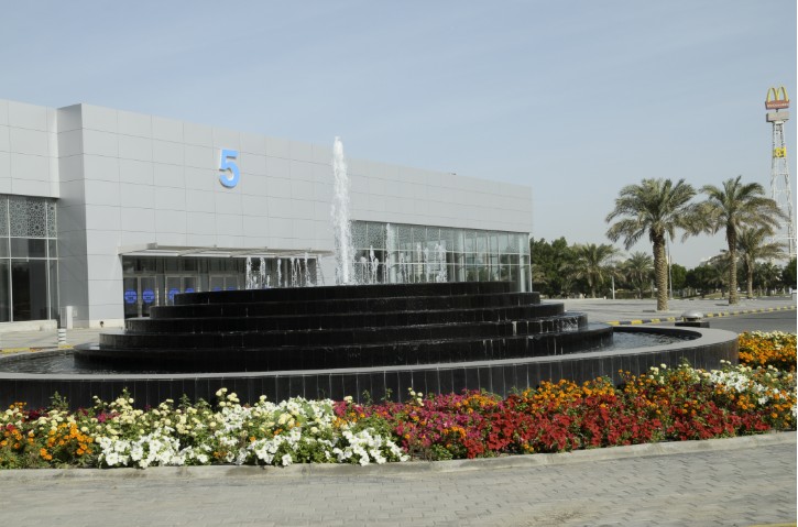 hall-img